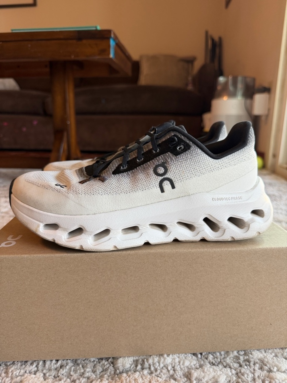 On Cloudtilt Women’s Shoes. Size 7.5. - Picture 3 of 14